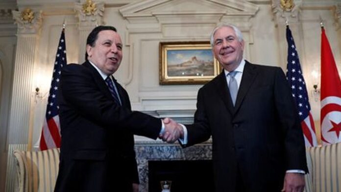 Rencontre-Washington-entre-repr-sentants-tunisien-am-ricain-13-mars-2017_0-1 Mike Pompeo, ancien secrétaire d'État américain, lors d'un événement diplomatique