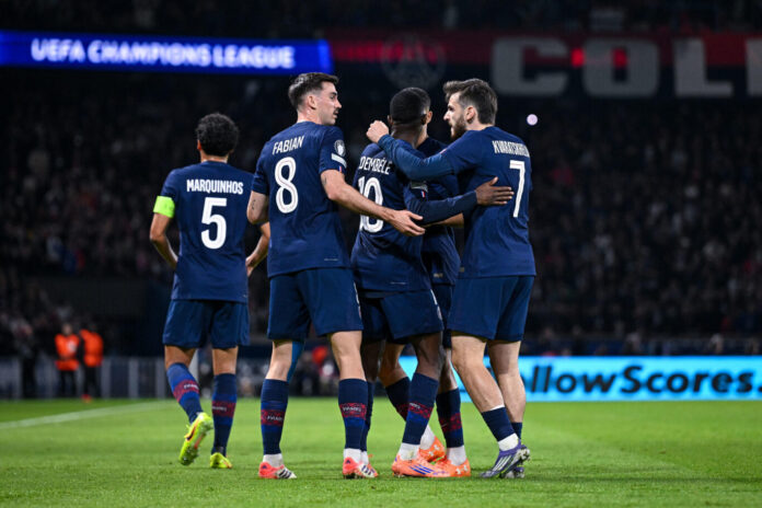 Luis Enrique, entraîneur du Paris Saint-Germain, lors d'un match de Ligue 1