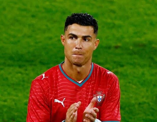 كريستيانو رونالدو بقميص المنتخب البرتغالي خلال مباراة