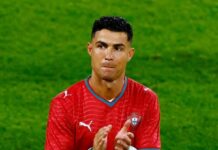 Cristiano Ronaldo sous le maillot de l'équipe nationale portugaise lors d'un match