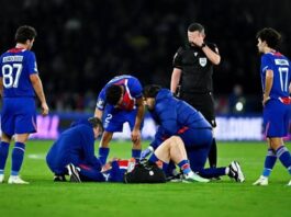 Khvicha Kvaratskhelia, ailier du Paris Saint-Germain, lors du match contre Barcelone en Ligue des champions